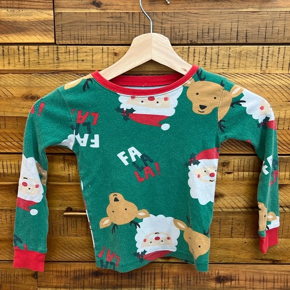 Carter’s Christmas Pajamas Set